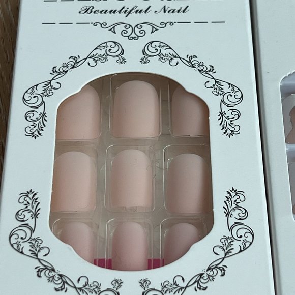 2 Packs Press On Nails Matte Pink Nails + French Mani Crystal Design NWT - Picture 6 of 6